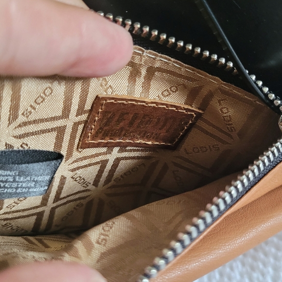 Lodis Paige Card💳 Case with Key🔑 Ring💍 - Picture 5 of 12